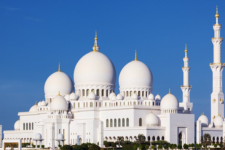 Beautiful view of famous Sheikh Zayed Grand Mosque