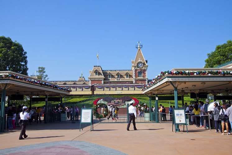 Hong Kong Disneyland entrance